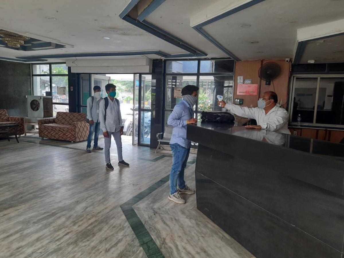 Hotel Great Punjab Аурангабад Экстерьер фото